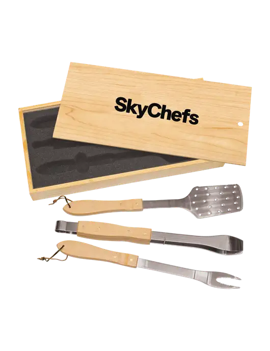 Wood BBQ Gift Set w/Sky Chefs Logo
